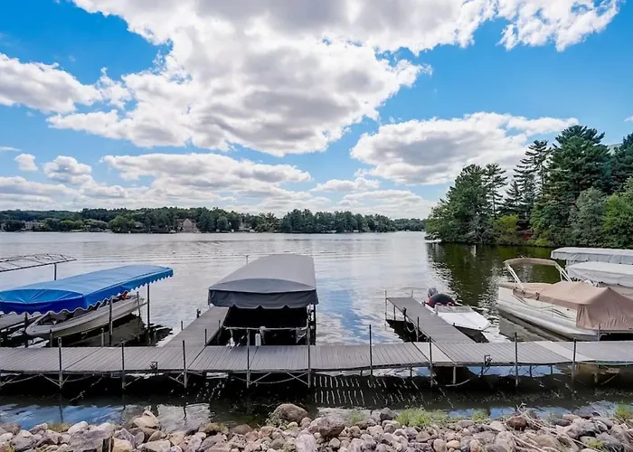 Dells Lakefront Escape - Couples Or Families